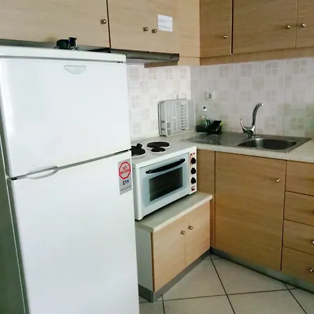 Xenon Christina * Vivári