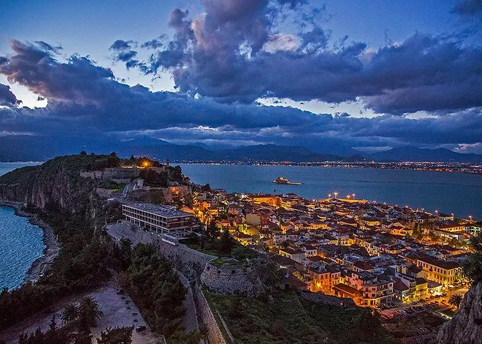 Xenon Christina Vivári