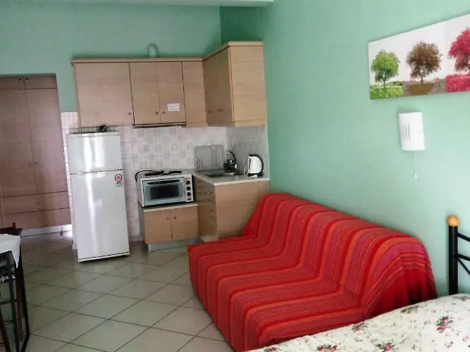 Xenon Christina * Vivári